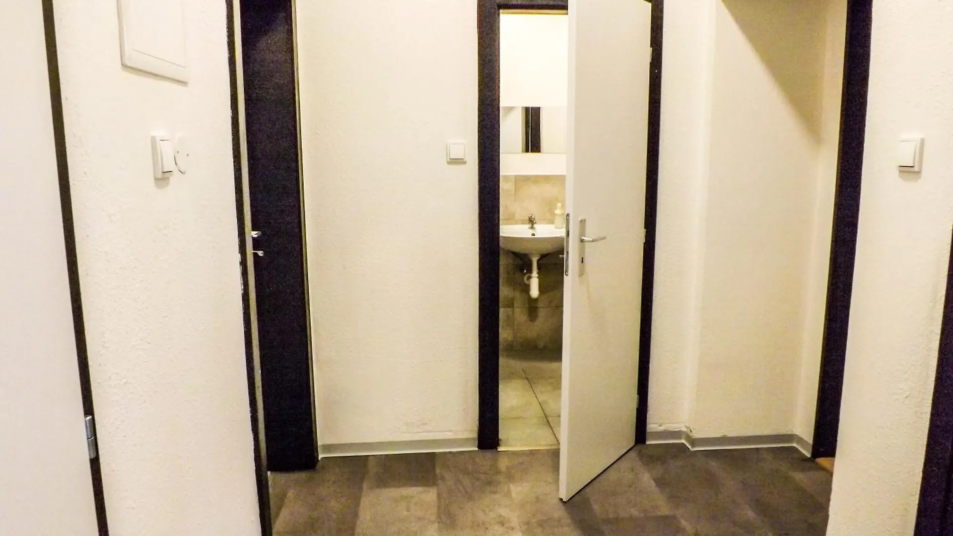 Ubytování v soukromí Sunny Room H1 Praha