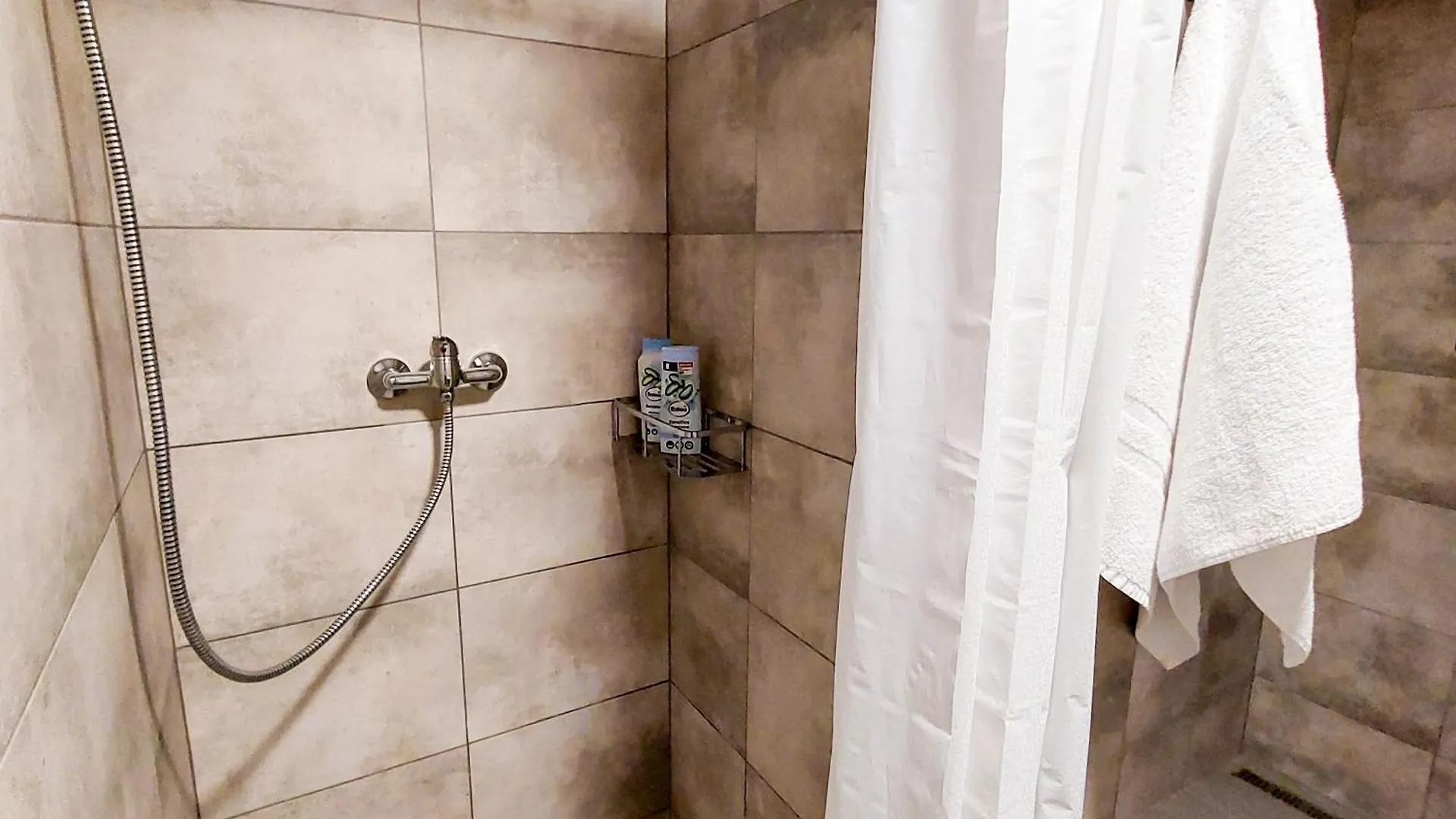 Ubytování v soukromí Sunny Room H1 Praha